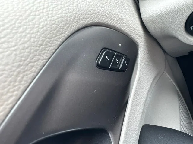Used 2024 White Chrysler Touring L image 25