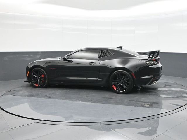 Used 2021 Black Chevrolet 2LT image 5