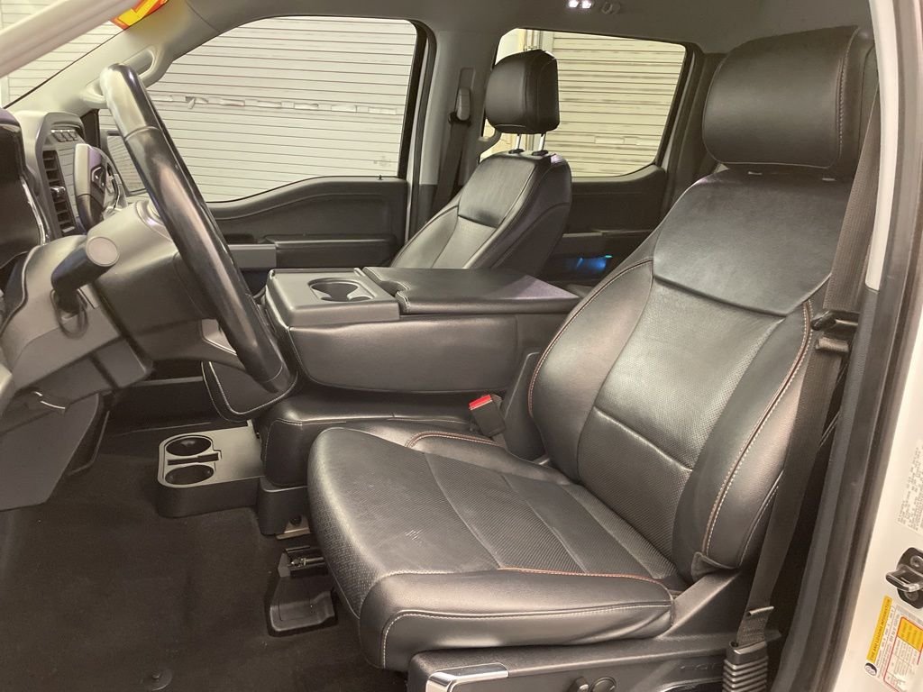Used 2022 White Ford Lariat image 21