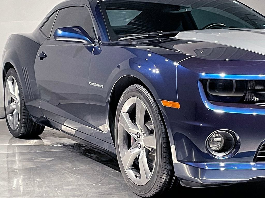 Used 2012 Imperial Blue Metallic Chevrolet 2SS image 18
