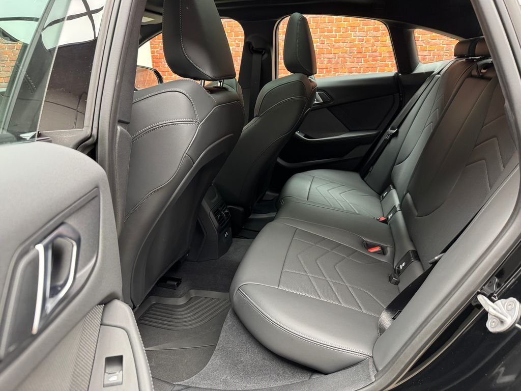 2025 BMW 2 Series M235 - Photo 23