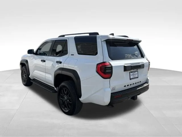 Used 2025 White Toyota SR5 image 11