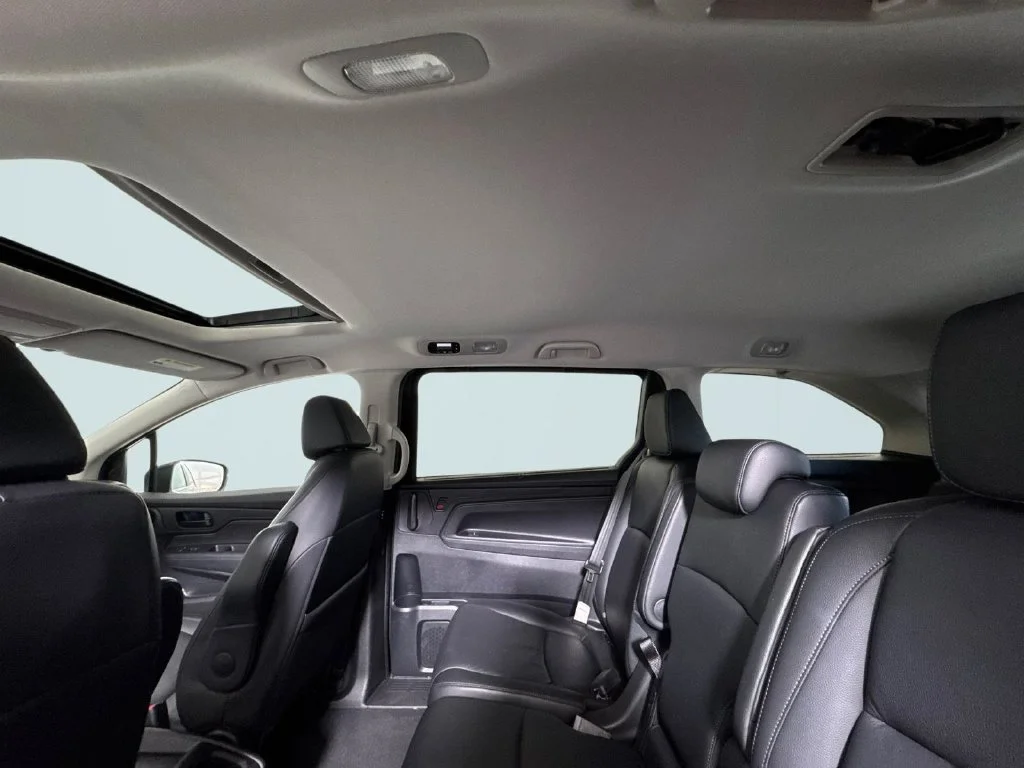 Used 2025 Black Honda EX-L image 13