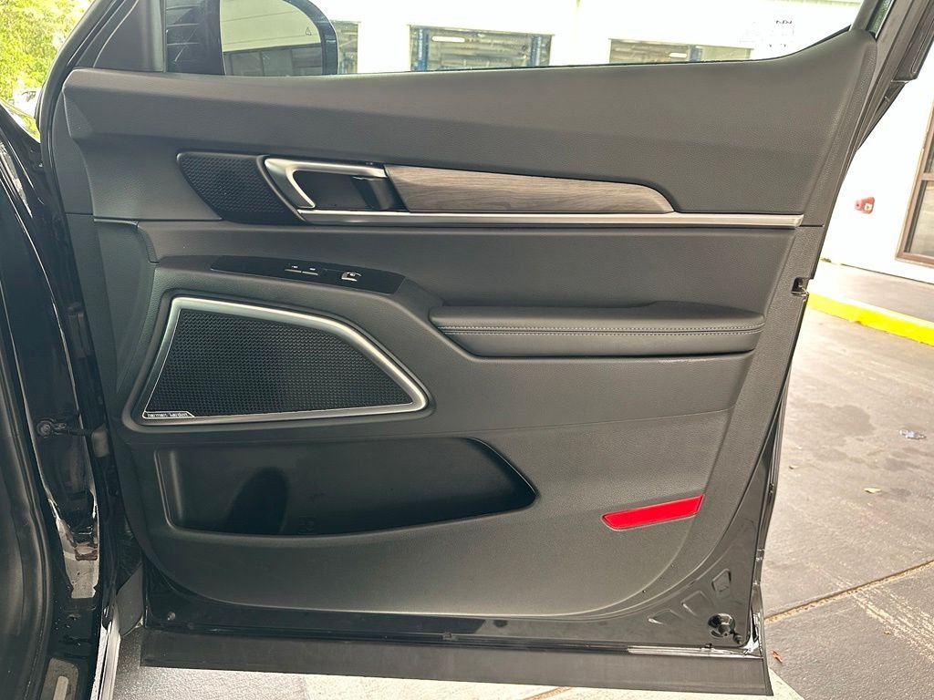 Used 2024 Black Kia SX-Prestige X-Line image 38