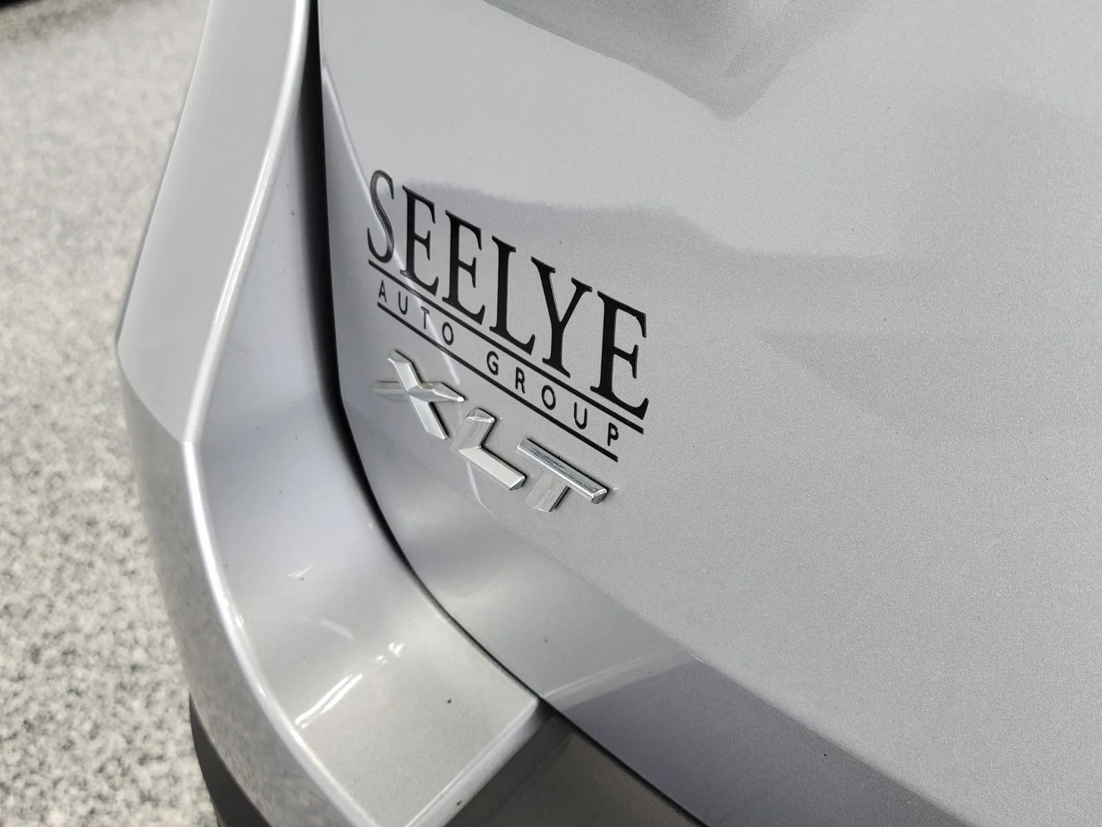 Used 2023 Silver Ford XLT image 28
