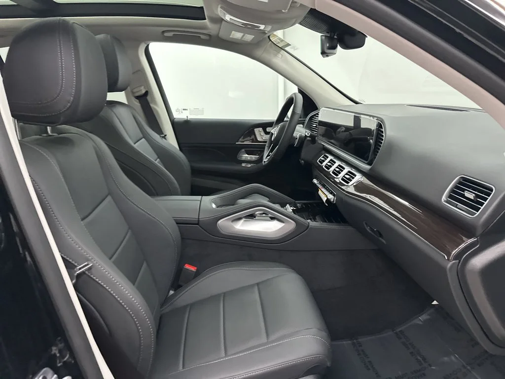 Used 2026 Black Mercedes-Benz GLE 350 image 29