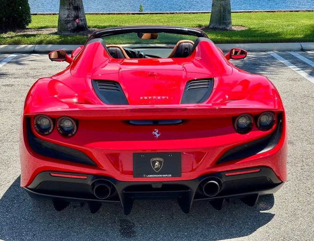 Used 2022 Rosso Corsa Ferrari  image 8