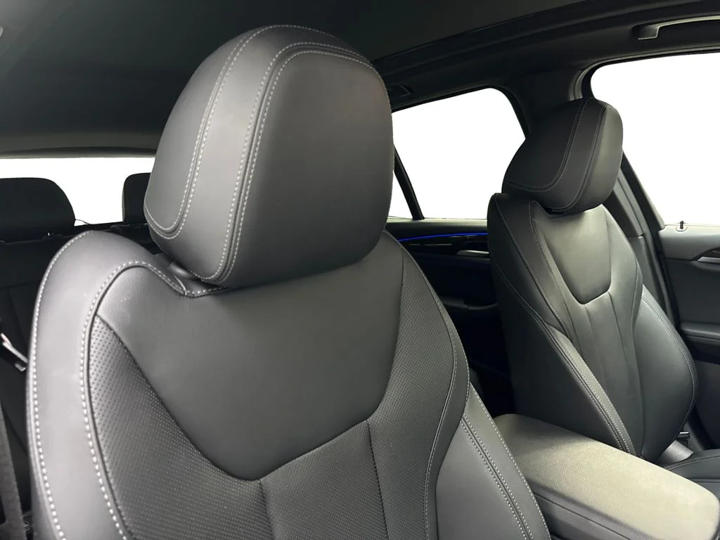 Used 2024 Gray BMW sDrive30i image 45