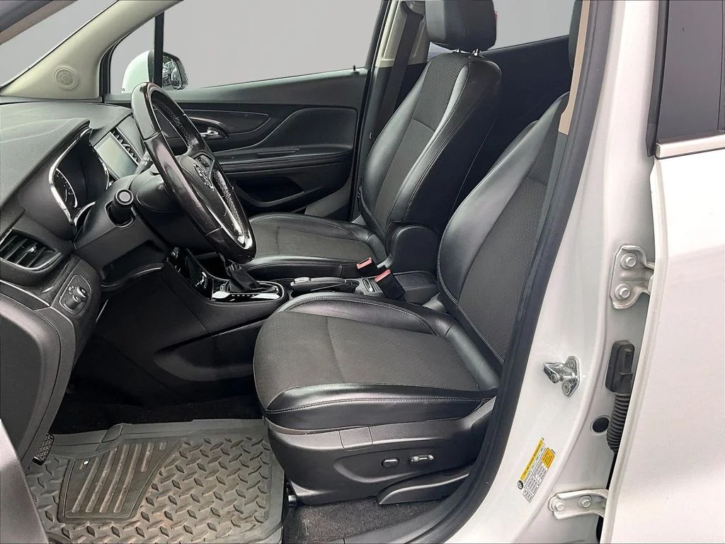Used 2018 White Buick Preferred image 23