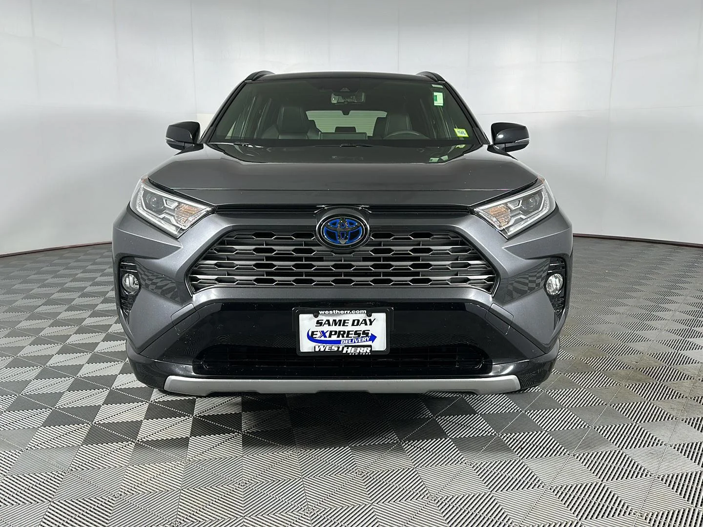 Used 2019 Magnetic Gray Metallic w/Black Roof Toyota XSE image 2
