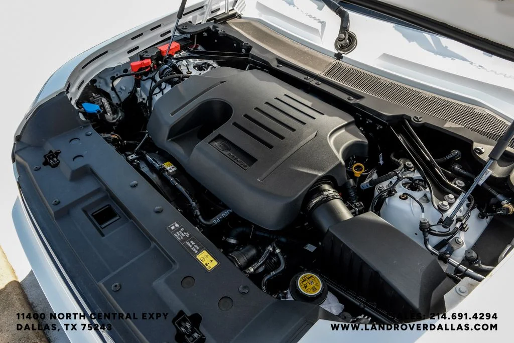 New 2026 Fuji White Land Rover X-Dynamic SE image 54