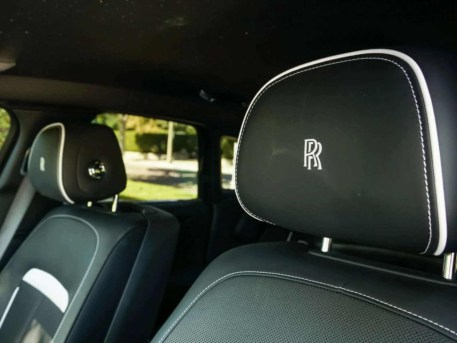 Certified Used 2021 Black Diamond Rolls-Royce  image 21