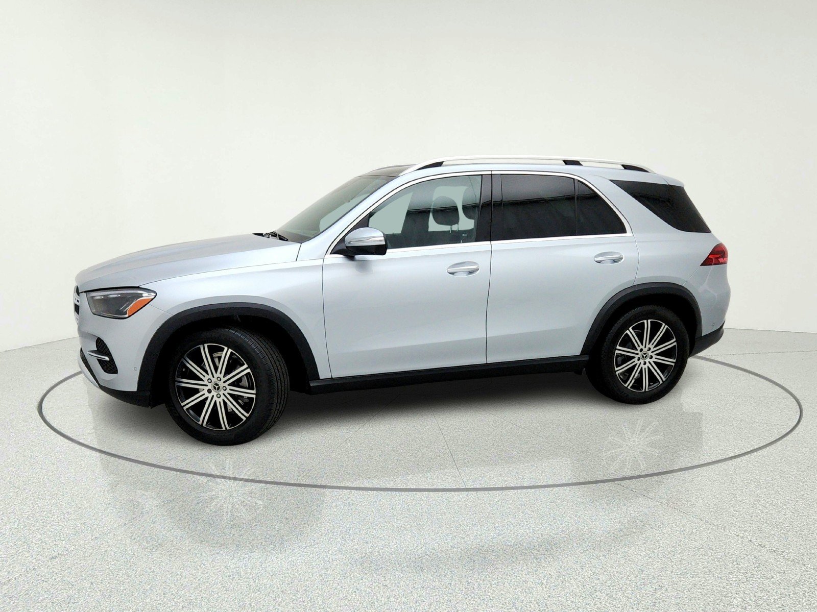 Certified Used 2026 Cirrus Silver Metallic Mercedes-Benz GLE 350 image 15