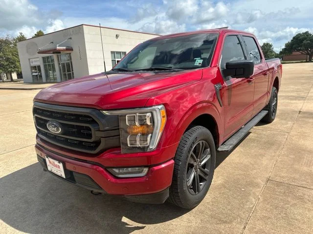 Used 2021 Red Ford XLT image 6