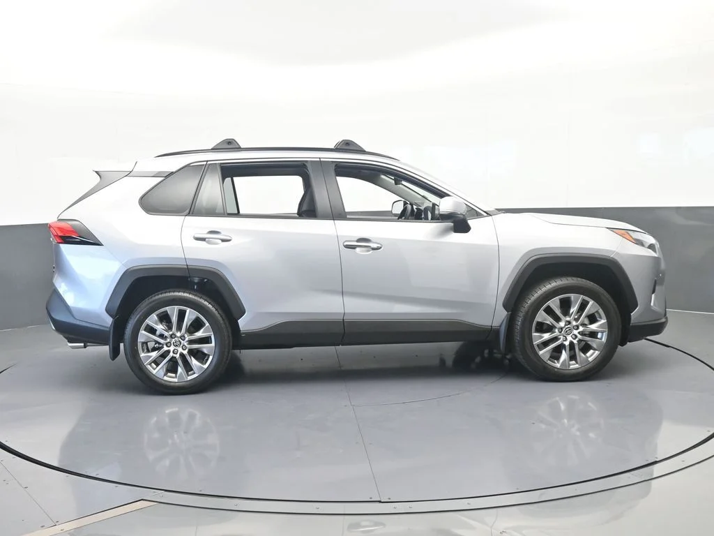 Used 2025 Silver Sky Metallic Toyota Limited image 6