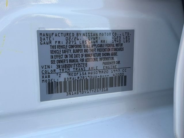 New 2026 Aspen White TriCoat / Super Black Two-tone Nissan SR image 31