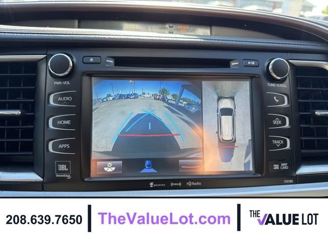 Used 2017  Toyota Limited Platinum image 18