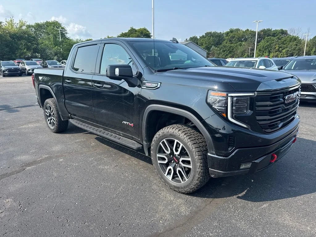 Used 2023 ONYX BLACK GMC AT4 image 5