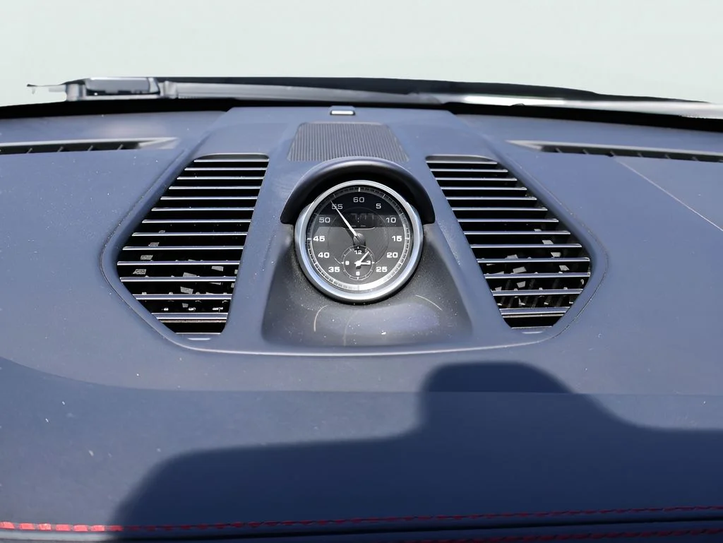 Used 2017  Porsche  image 21