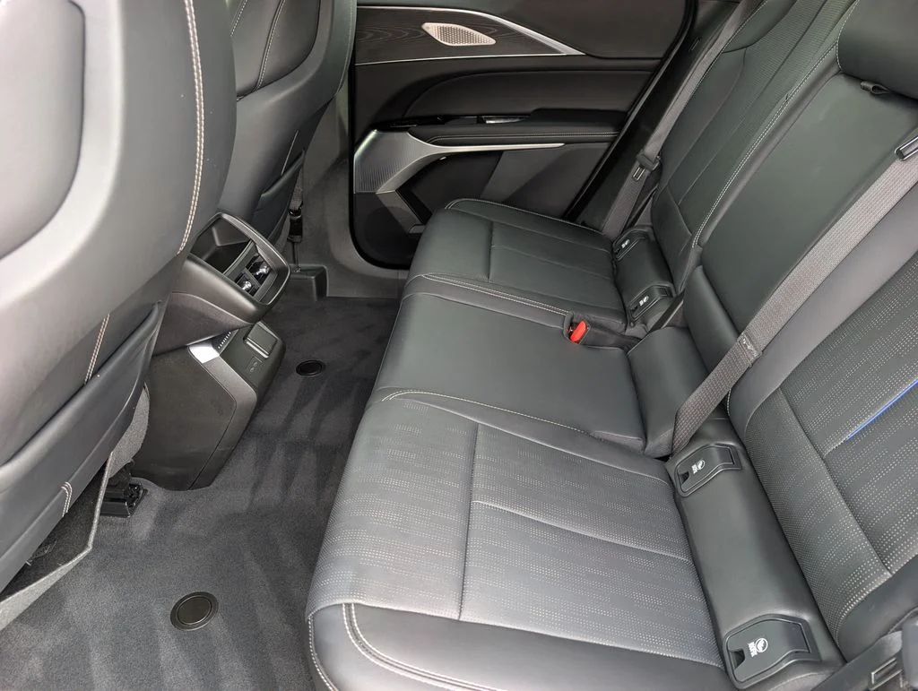 Used 2024 Black Metallic Cadillac Luxury image 17