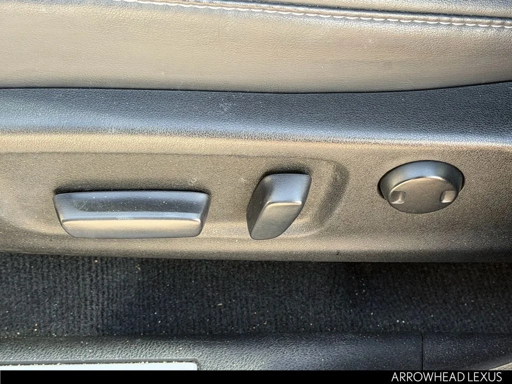 Used 2018 Silver Lexus 350 image 17