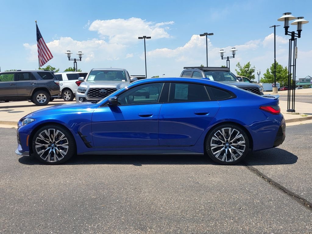Used 2022 Blue BMW M440i xDrive image 7