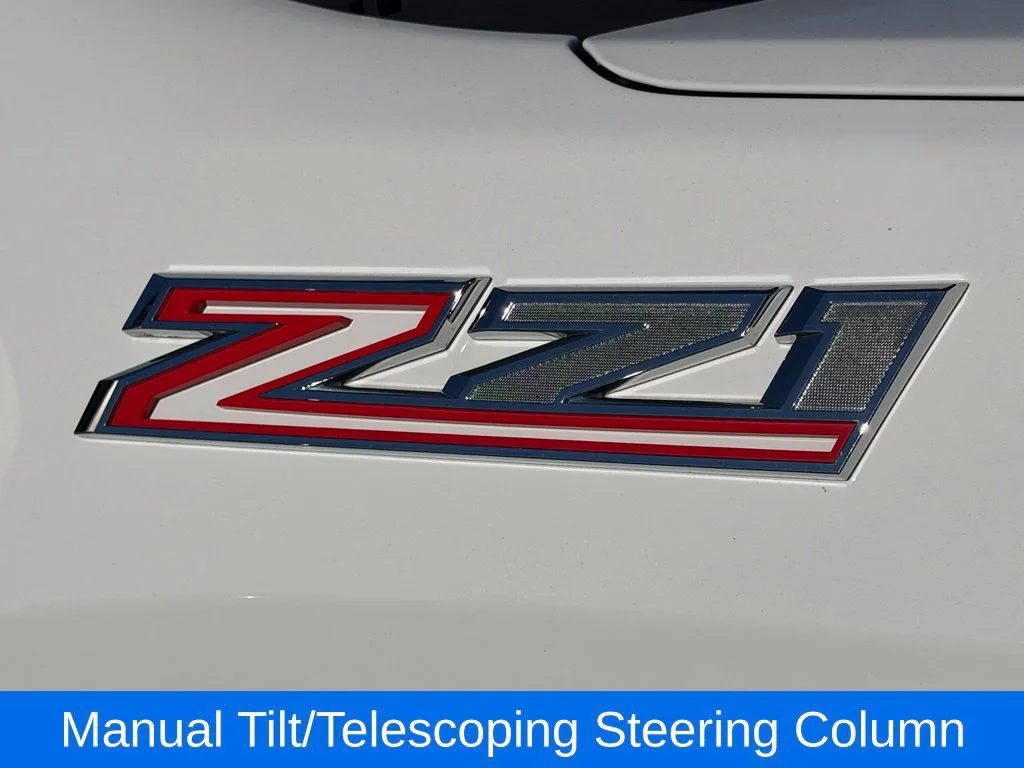Used 2020 SUMMIT WHITE Chevrolet RST image 35