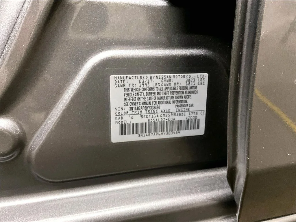 Used 2017 Gray Nissan SV image 35