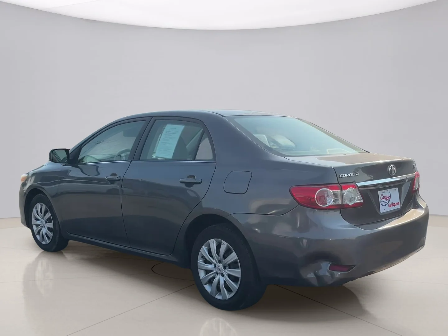 Used 2013 Gray Toyota L SEDAN image 4