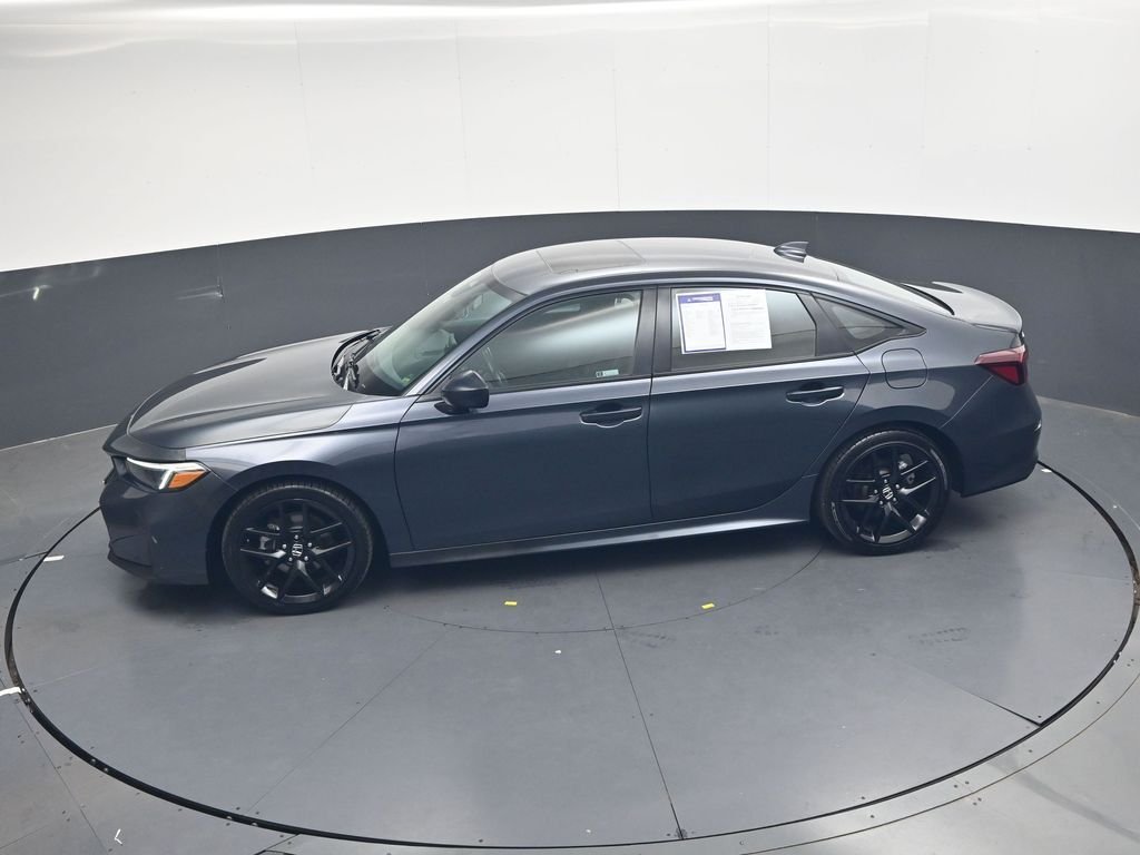 Used 2025  Honda Sport image 34