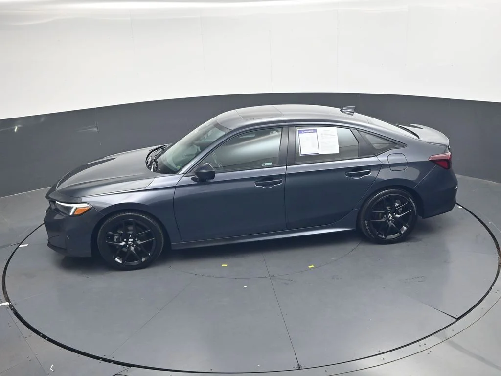 Used 2025 Meteorite Gray Metallic Honda Sport image 34