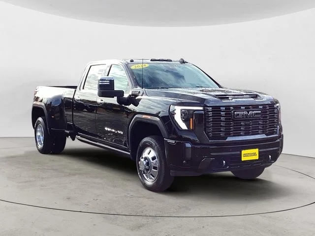 Used 2024 Black GMC Denali Ultimate image 7