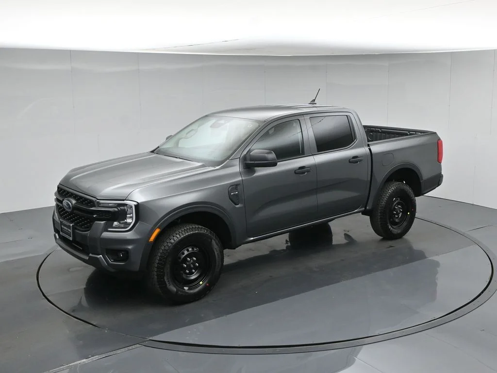 New 2026 Gray Ford XL image 37