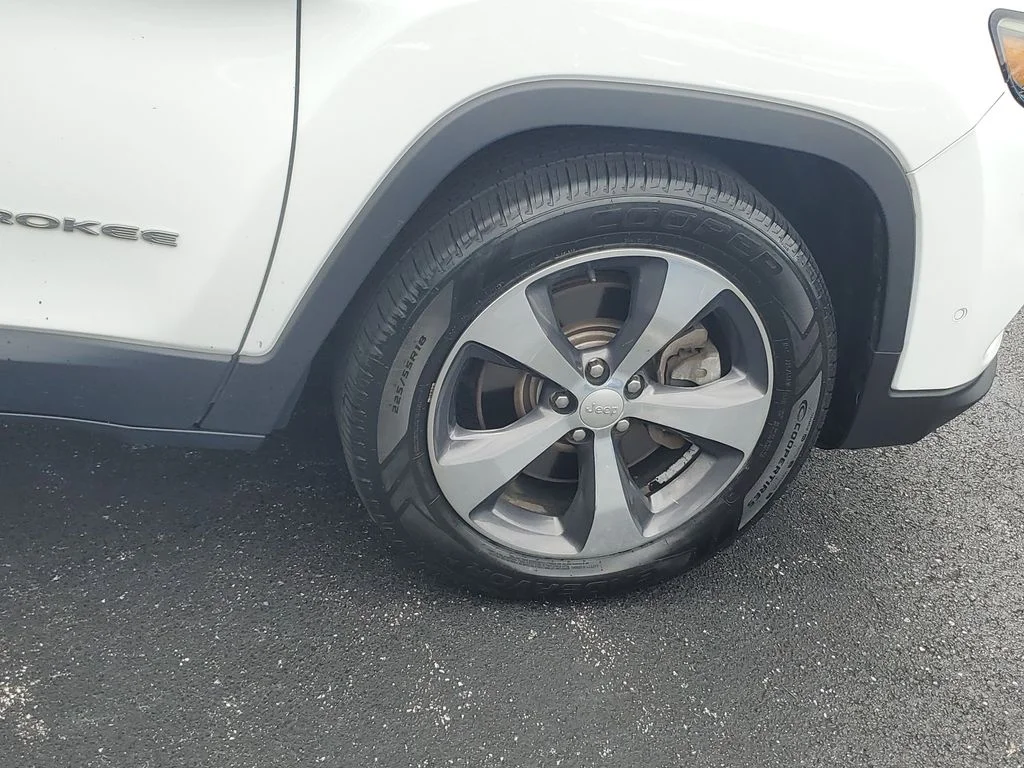 Certified Used 2019 White Jeep Limited image 6