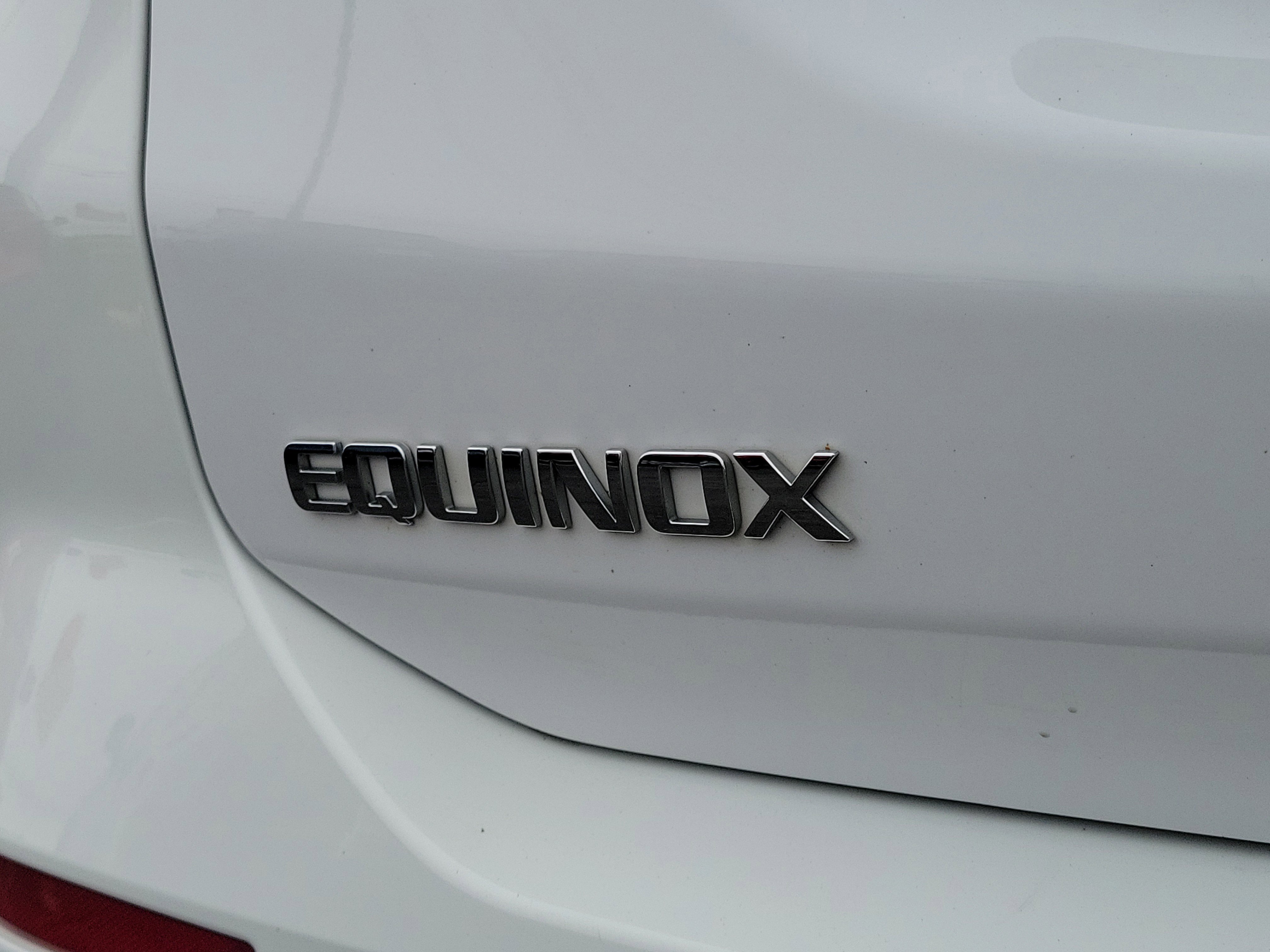 Used 2022 Summit White Chevrolet LT image 5