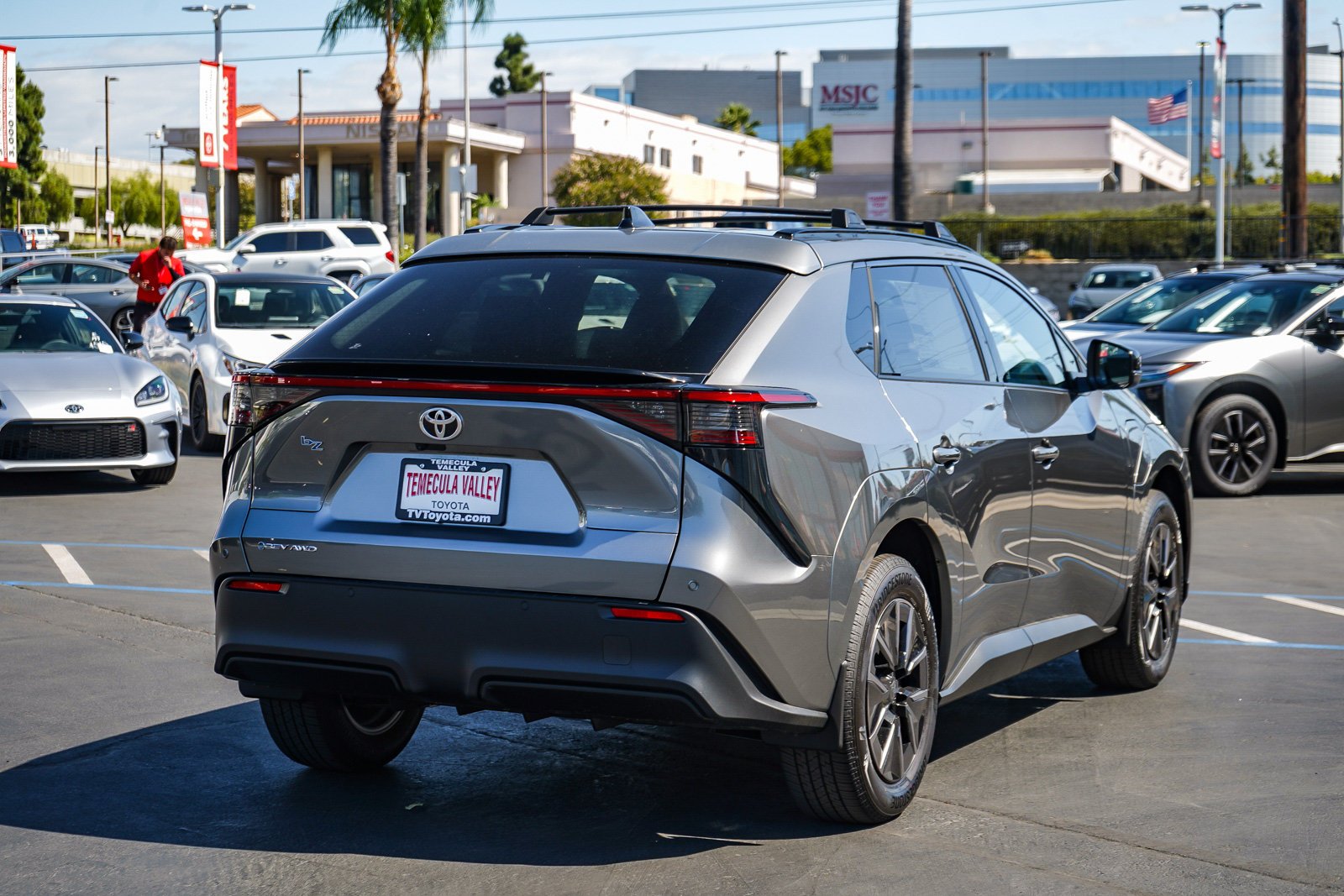 New 2026 Heavy Metal <sup>1</sup> Toyota  XLE image 5