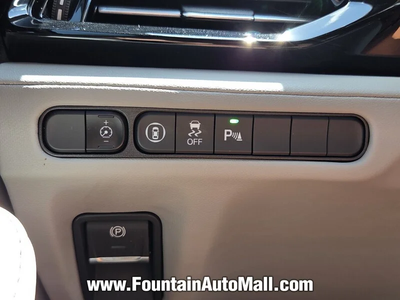 Used 2024 Lunar Silver Metallic Acura FWD W/TECHNOLOGY PACKAGE image 19