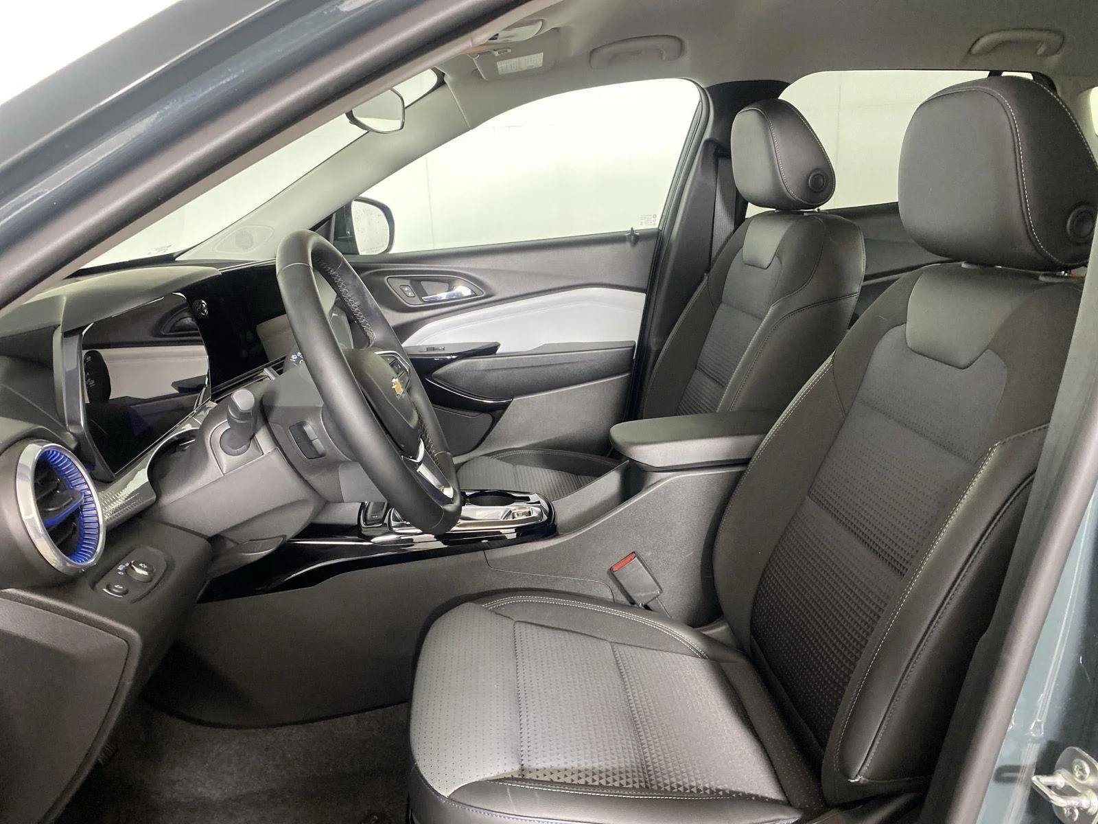 Used 2025 Cypress Chevrolet LT image 10