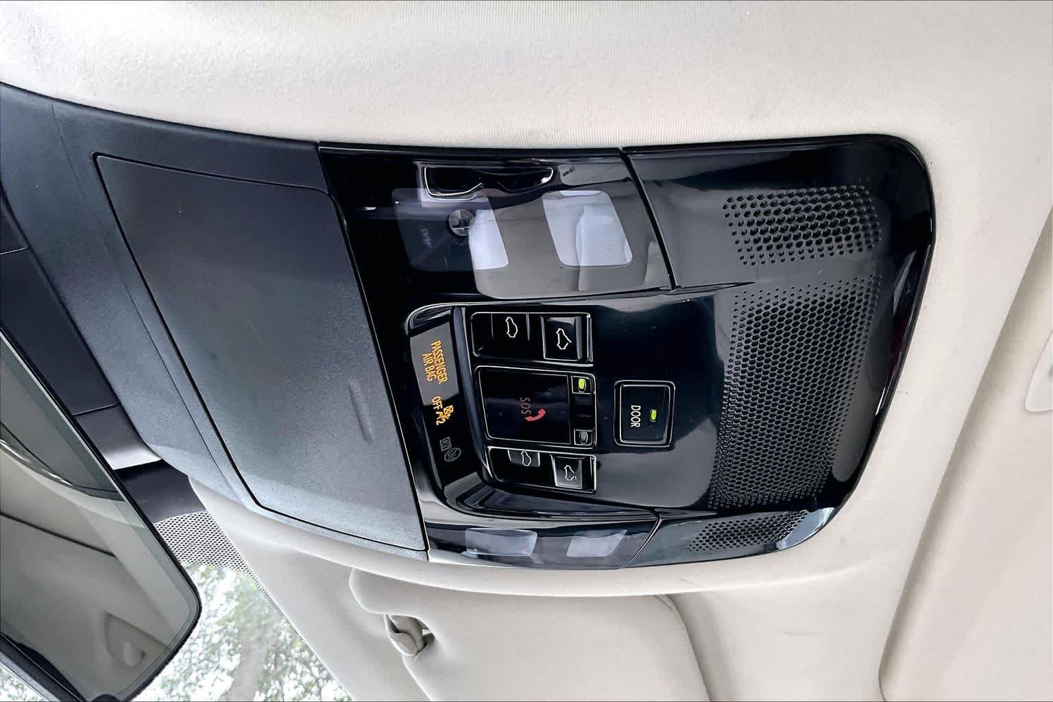 Used 2024 Eminent White Pearl Lexus Premium image 32