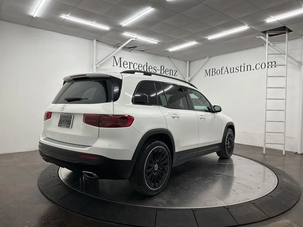 Used 2026 White Mercedes-Benz GLB 250 image 7