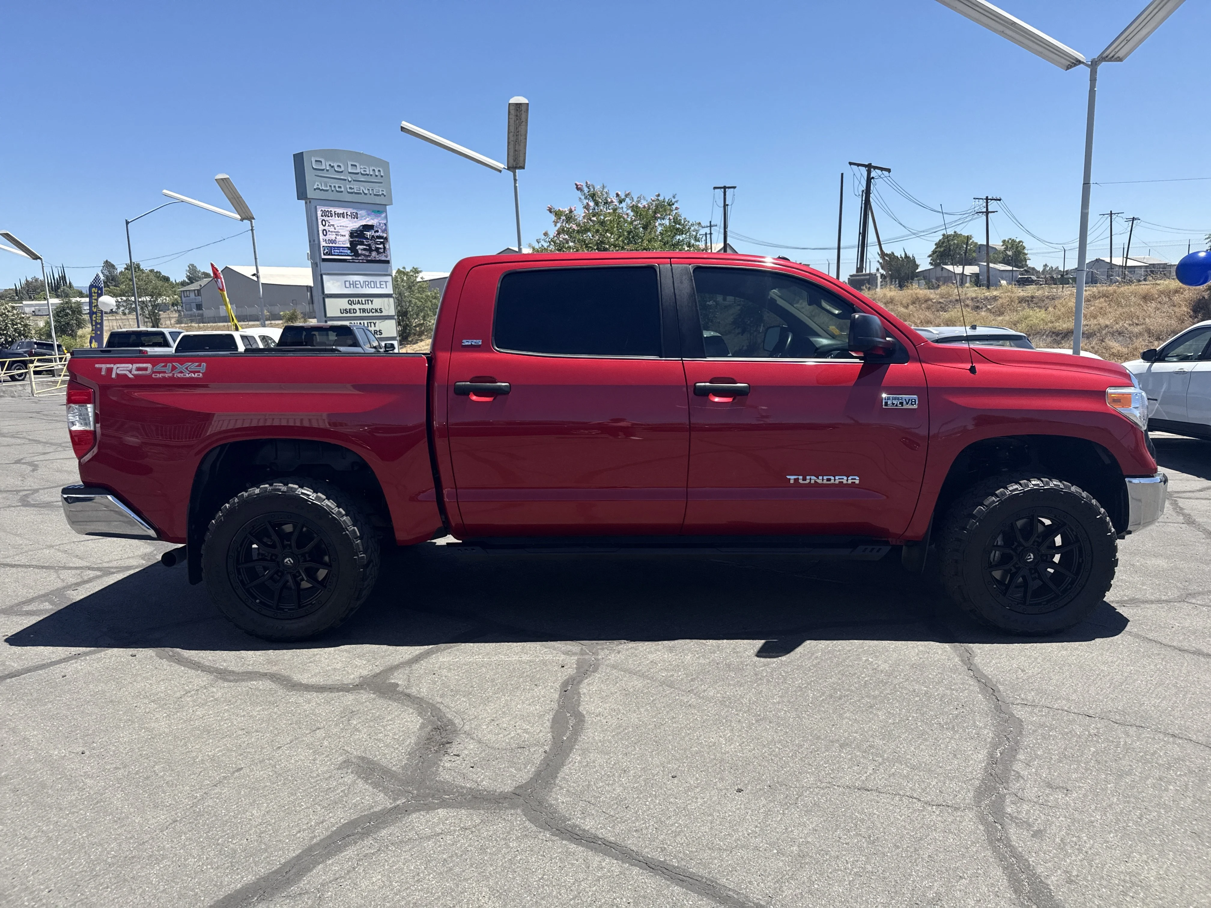 Used 2017 Red Toyota SR5 image 8