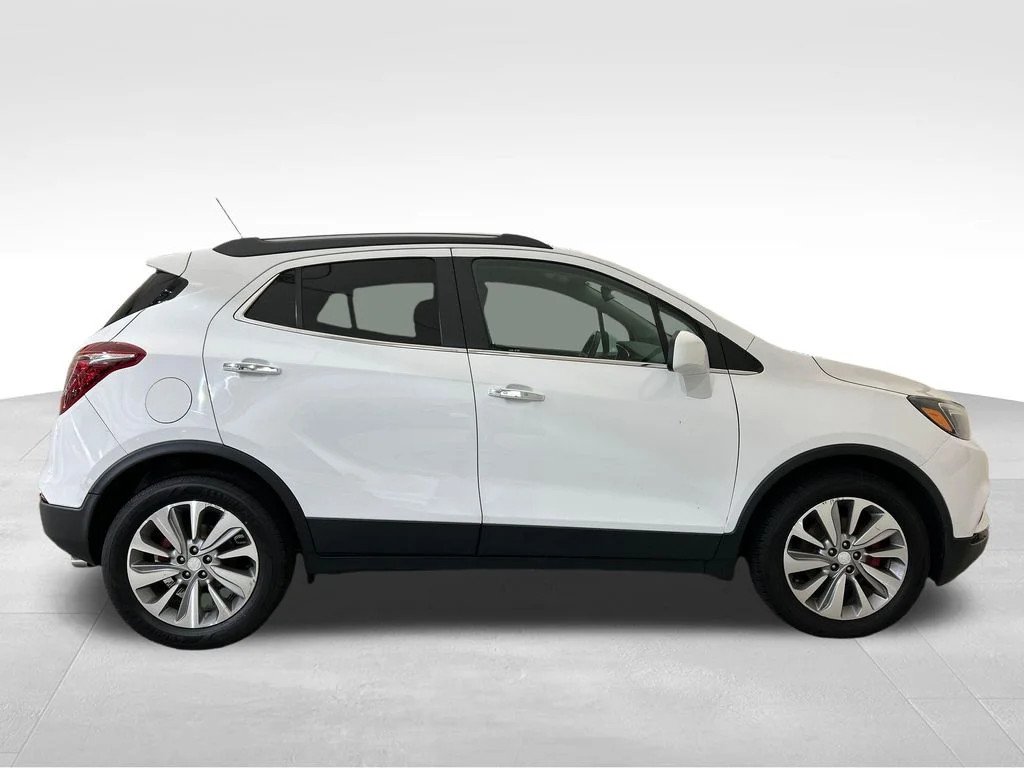 Used 2020 White Buick Preferred image 6