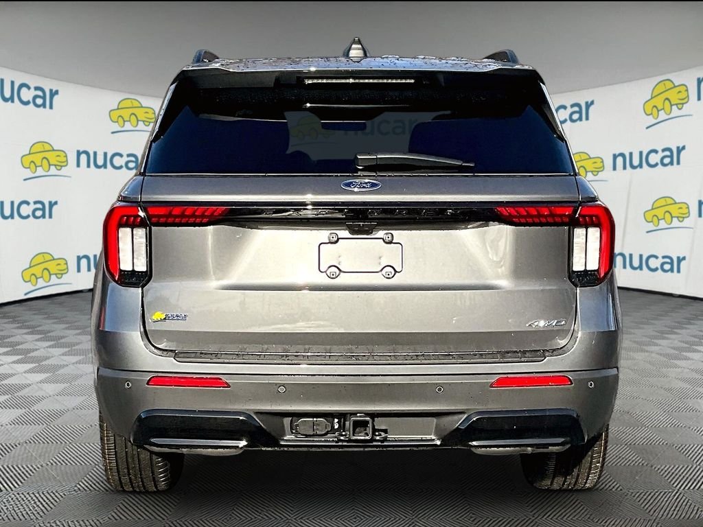 New 2026 Carbonized Gray Metallic Ford ST-Line image 4
