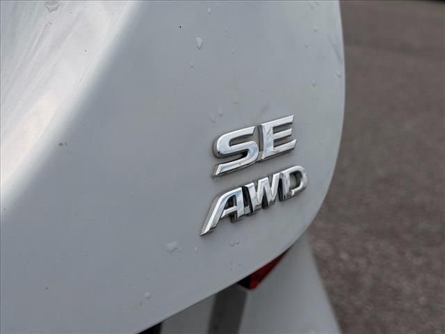 Used 2023 White Toyota SE image 27