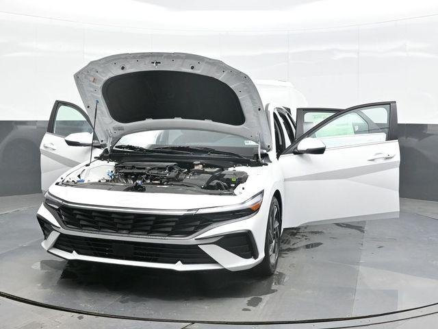 New 2026 White Hyundai Limited image 20
