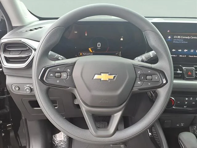 New 2026 Mosaic Black Metallic Chevrolet LT image 9