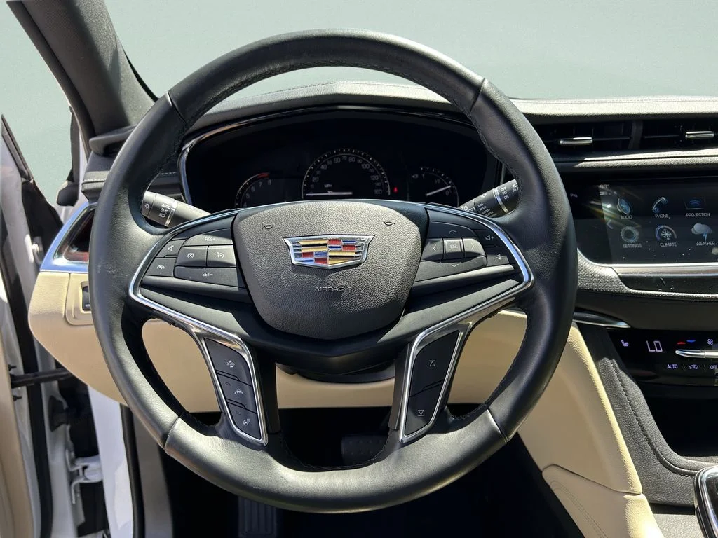Used 2019 White Cadillac Luxury image 34