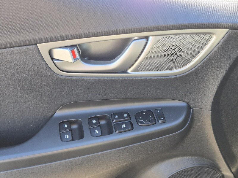 Used 2021 Gray Hyundai Limited image 17