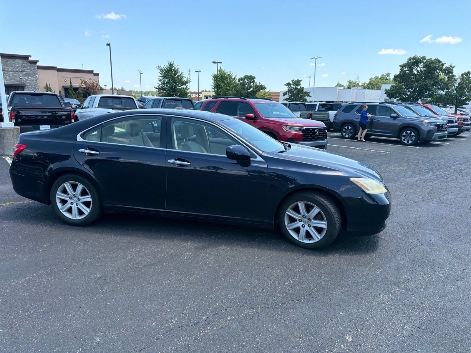 Used 2007 Black Sapphire Lexus 350 image 12