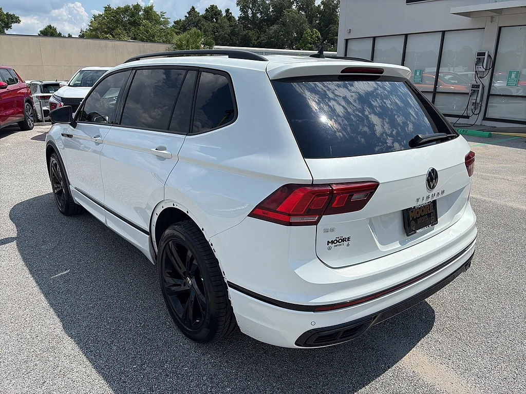 Used 2024 Opal White Pearl Volkswagen 2.0T SE R-Line Black FWD image 6